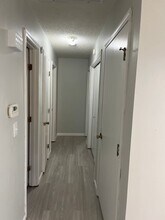 3710-3714 N Farm Rd 165 in Springfield, MO - Building Photo - Building Photo