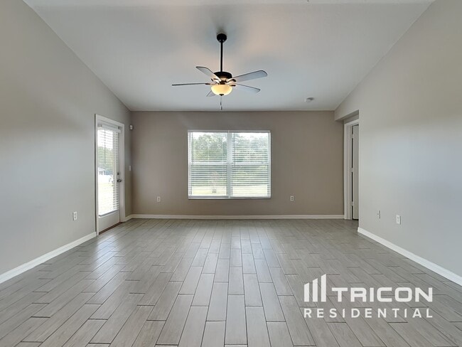 4865 Hickory Stream Ln in Mulberry, FL - Foto de edificio - Building Photo