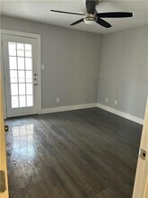 10101 S Gessner Rd in Houston, TX - Building Photo - Building Photo