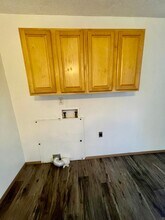 2405-B E Pacific St in Springfield, MO - Building Photo - Building Photo