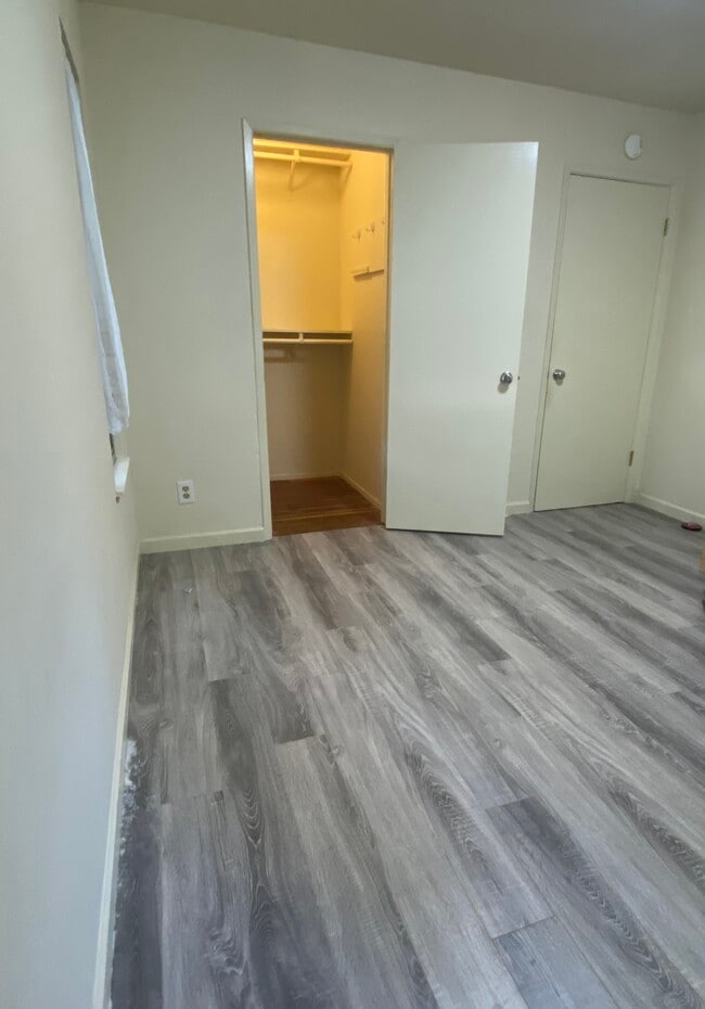 417 Piccadilly Pl, Unit 417 in San Bruno, CA - Building Photo - Building Photo