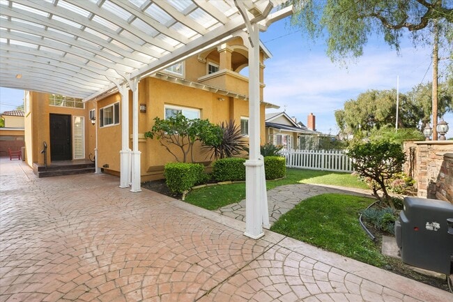 24427 Ward St in Torrance, CA - Building Photo - Building Photo