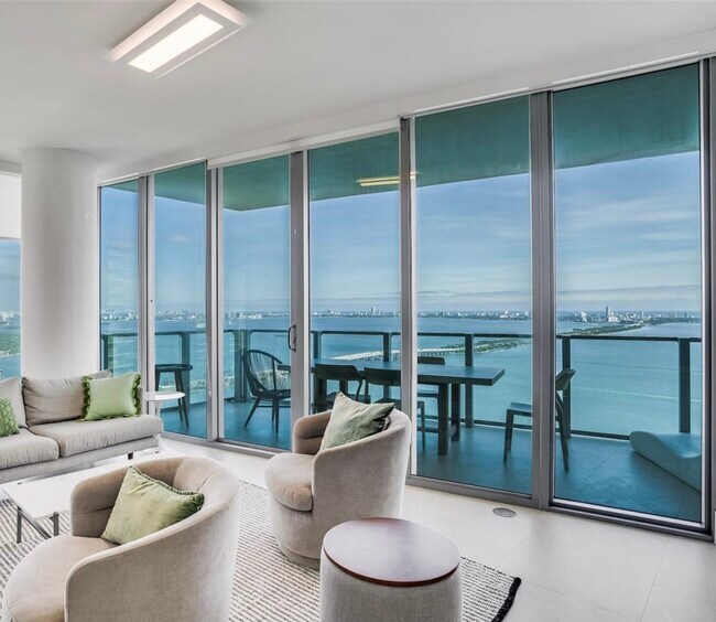 2900 NE 7th Ave, Unit 3702 in Miami, FL - Foto de edificio - Building Photo