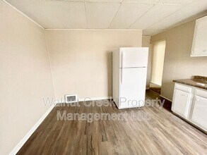 810 E Erie Ave in Lorain, OH - Building Photo - Building Photo