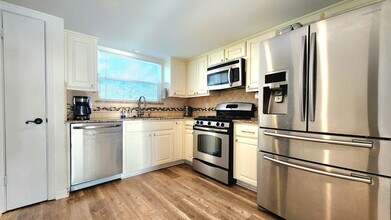 11415 Bristle Oak Trl in Austin, TX - Building Photo - Building Photo