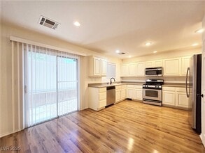 11916 Camden Brook St in Las Vegas, NV - Building Photo - Building Photo