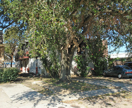 101 Raspberry St in Metairie, LA - Building Photo - Building Photo