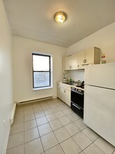 243 Harvard Ave, Unit 6 in Boston, MA - Building Photo - Building Photo