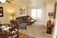 Building Photo - California Place Apartments in Sacramento, California
