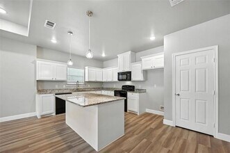 4321 Pickett St in Greenville, TX - Building Photo - Building Photo