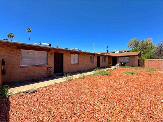 1746 E Virginia Ave, Unit 2 in Phoenix, AZ - Building Photo - Building Photo