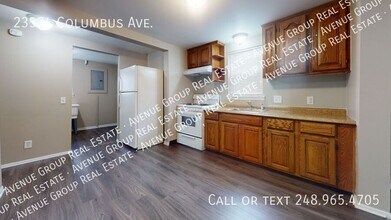 23574 Columbus Ave in Warren, MI - Building Photo - Building Photo