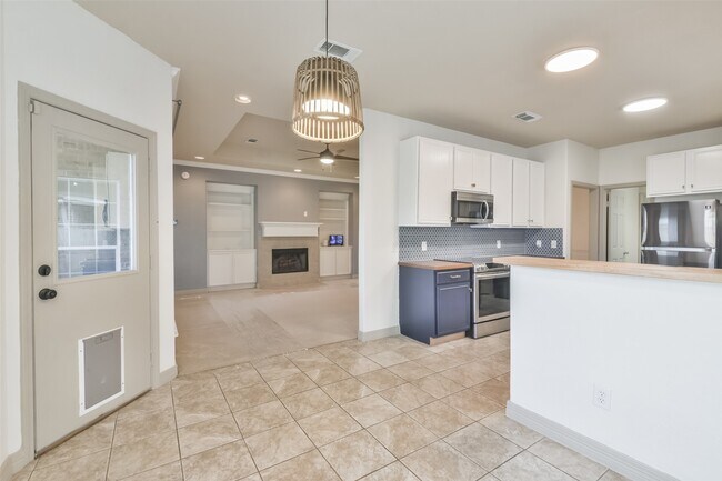 10909 Redbird in Conroe, TX - Building Photo - Building Photo