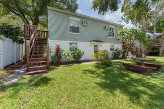 240 20th Ave in St. Petersburg, FL - Building Photo - Building Photo