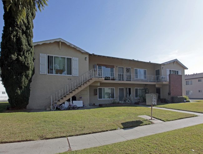 12582 Flower St in Garden Grove, CA - Building Photo - Building Photo