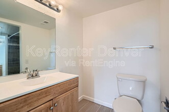 13992 E Stanford Cir in Aurora, CO - Building Photo - Building Photo