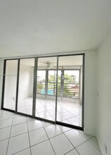 1920 Sabal Palm Dr in Davie, FL - Building Photo - Building Photo