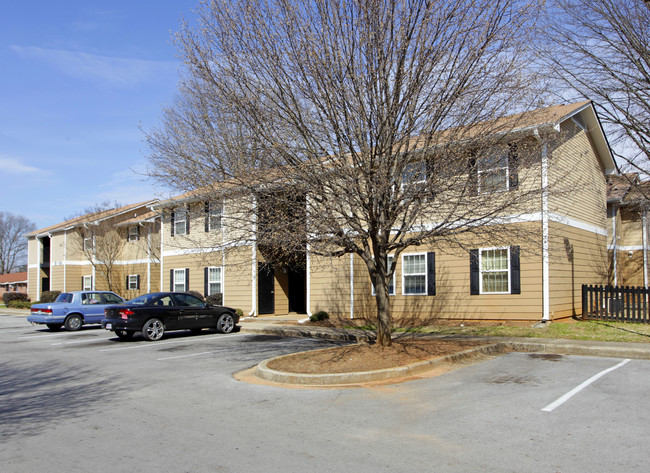 Garden Cove Apartments in Huntsville, AL - Foto de edificio - Building Photo