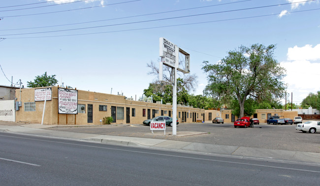 Central West Apartments in Albuquerque, NM - Building Photo - Building Photo