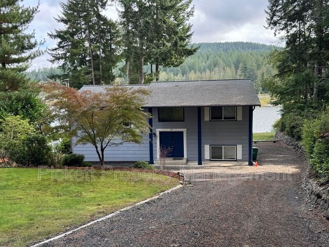property at 414 Kingsway NW