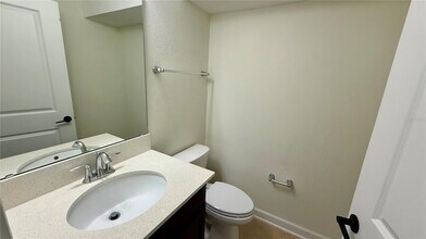 8548 Zoeller Hills Dr in Four Corners, FL - Building Photo - Building Photo