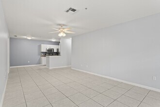 6548 Swissco Dr in Orlando, FL - Building Photo - Building Photo