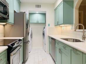 16301 Ledgemont Ln in Addison, TX - Building Photo - Building Photo