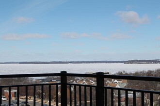 Capitol's Edge in Madison, WI - Building Photo - Building Photo