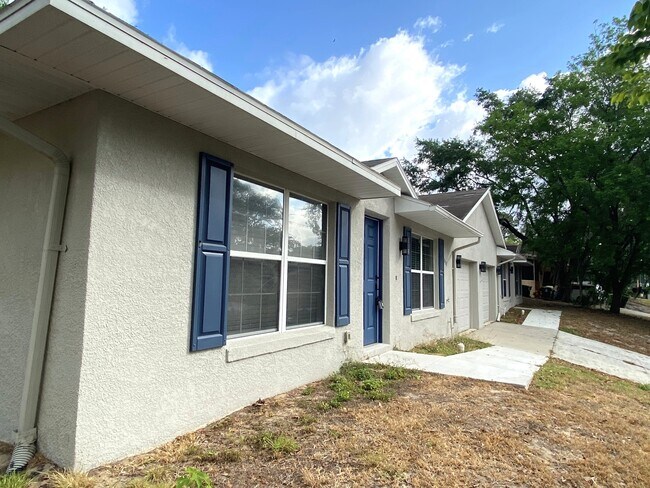 115 Sunnyside Dr in Clermont, FL - Building Photo - Building Photo