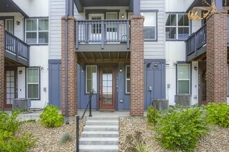 9490 W 14th Ave in Lakewood, CO - Building Photo - Building Photo