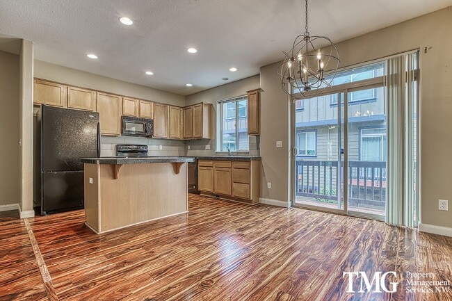 property at 1414 NE Edgefield St