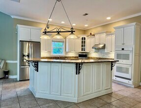 1001 Fall Springs Rd in Collierville, TN - Building Photo - Building Photo