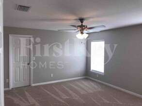 1713 NW Juanita Pl in Cape Coral, FL - Building Photo - Building Photo