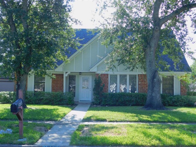 property at 11430 Sagemeadow Ln