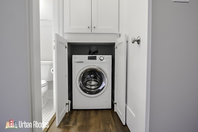 816 W Lakeside Pl, Unit A05C