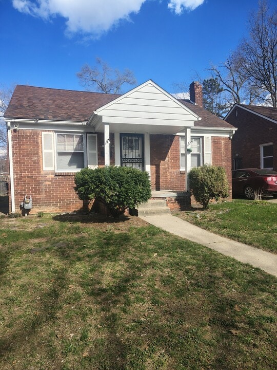 19324 Avon Ave in Detroit, MI - Building Photo