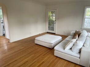 4129 Cumberland Ave in Los Angeles, CA - Building Photo - Building Photo