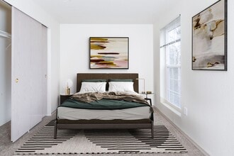 PARKGROVE APARTMENTS in Eugene, OR - Building Photo - Building Photo