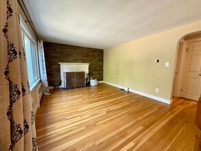 100 Stimson St in Boston, MA - Building Photo - Building Photo