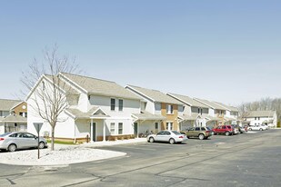 Meadows Crossing in Allendale, MI - Building Photo