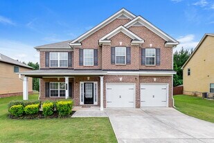 221 Christopher Michael Ln in Hampton, GA - Building Photo
