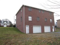 310 Chrysler Ave in Johnstown, PA - Building Photo - Building Photo