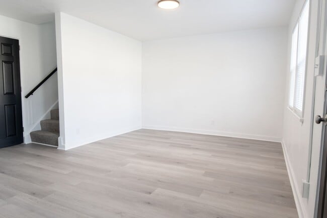 property at 49 Midland Heights Cir