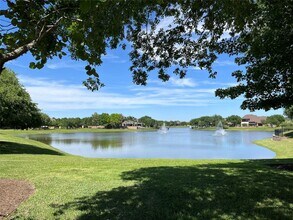 1015 Longdraw Dr in Katy, TX - Building Photo - Building Photo