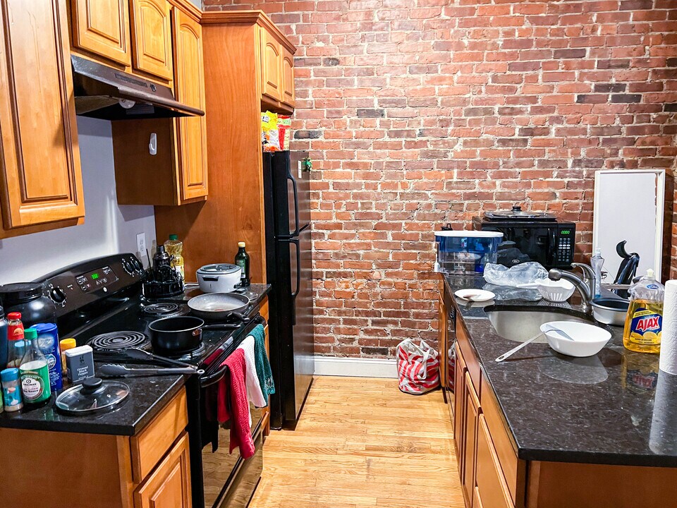 23 St Lukes Rd in Allston, MA - Foto de edificio