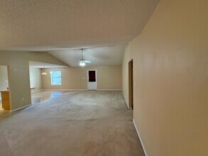 3326 Skywagon Dr in Crestview, FL - Building Photo - Building Photo