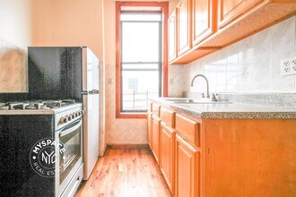 77 Division Ave, Unit 34 in Brooklyn, NY - Building Photo - Building Photo
