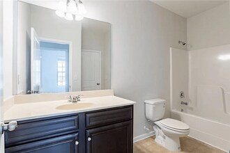 3443 Woodshade Dr in Loganville, GA - Building Photo - Building Photo