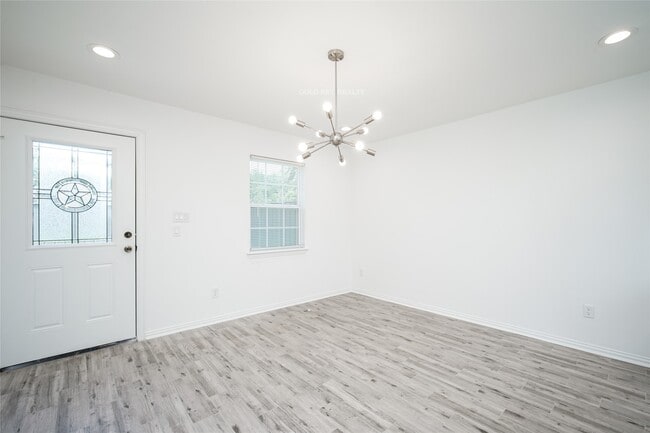 property at 218 Ishmeal St