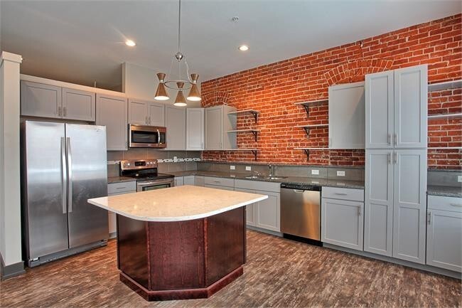 property at 464 Main St